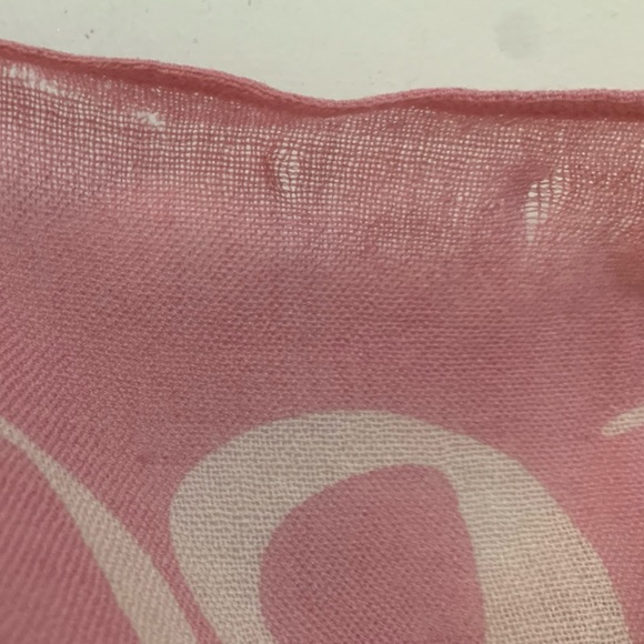 Juicy Couture Pretty in Pink Scarf - Picture 5 of 5